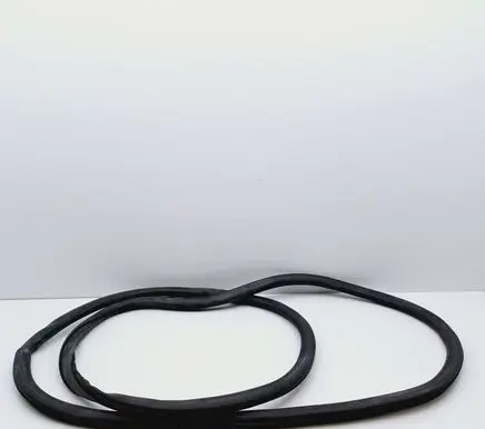 Audi A4 S4 B7 8E 8H Front door rubber seal 8E0831721