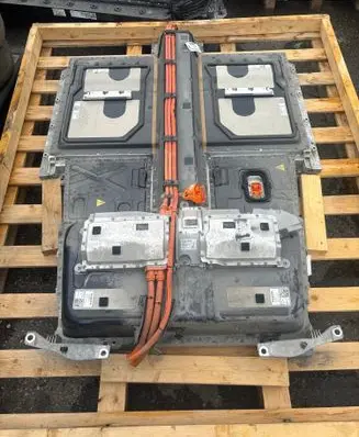 Volvo XC40 Hybrid / electric car battery 32361091