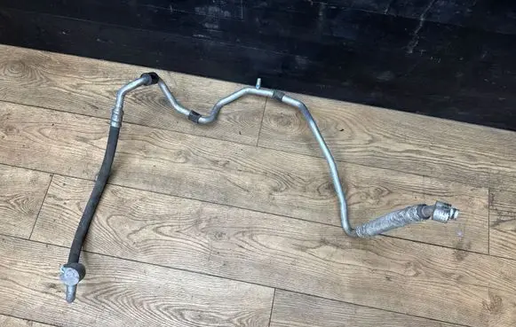 Skoda Octavia Mk2 (1Z) Air conditioning (A/C) pipe/hose 1K0820743BT