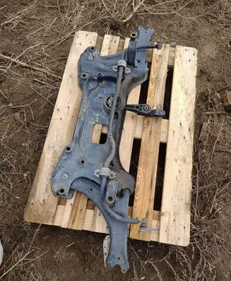 Volkswagen Caddy Front subframe 1K0199315B