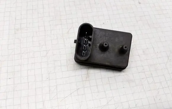 Hyundai Getz Air pressure sensor 10R026151