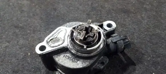 Peugeot Partner Vacuum pump