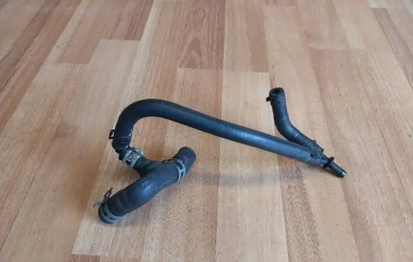 Mercedes-Benz B W245 Engine coolant pipe/hose A6402032682 A1695010925