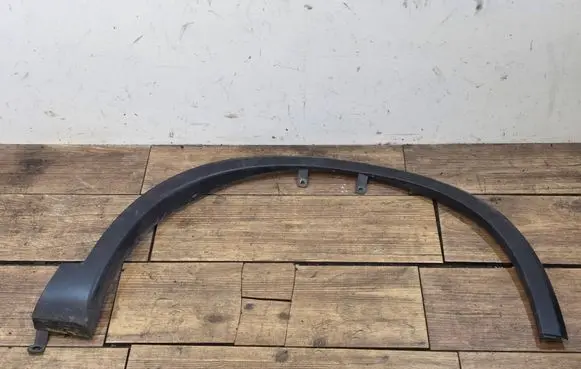 Nissan Qashqai J12 Front arch trim 638106UA0A