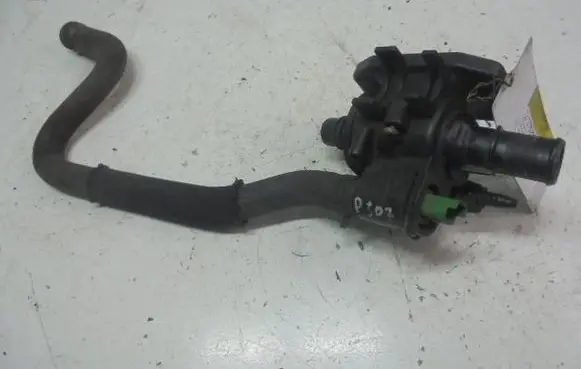 Peugeot 307 Thermostat housing 9641522380C