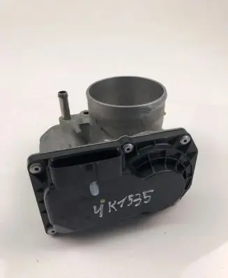 Toyota Auris E180 Throttle valve 220300T110