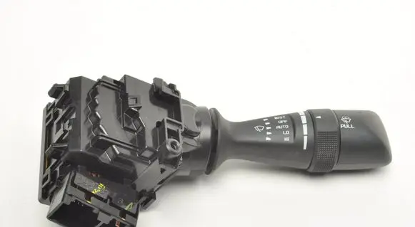 Isuzu D-Max Wiper switch 17F955