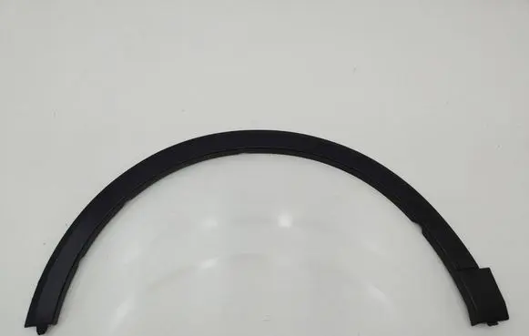 MG ZS Front arch trim 10252367