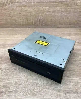 Audi A8 S8 D3 4E Navigation unit CD/DVD player 4E0919887D 4E0910887Q