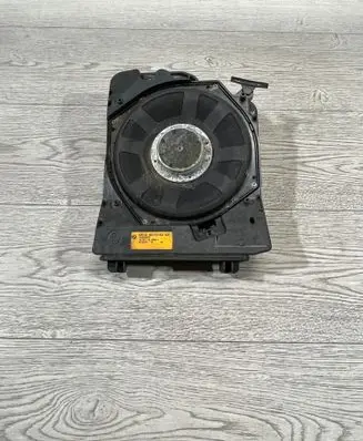 BMW 3 F30 F35 F31 Subwoofer speaker 9210152