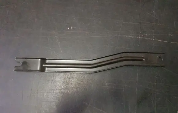 BMW 1 E81 E87 Battery tray 6934210