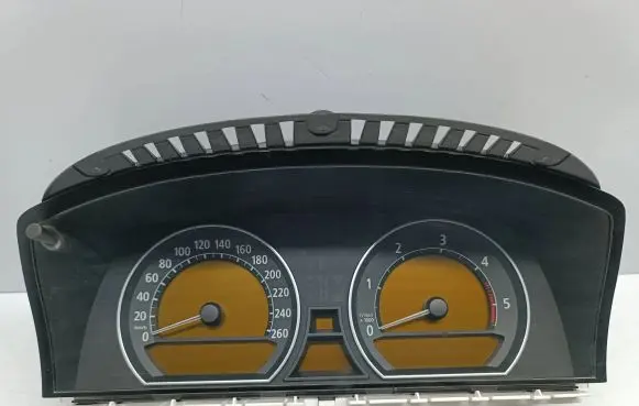 Speedometer (instrument cluster)