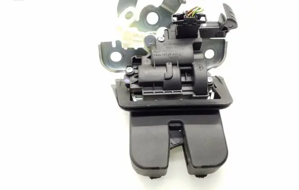 Audi Q5 SQ5 Tailgate/trunk/boot lock/catch/latch 8R0827505