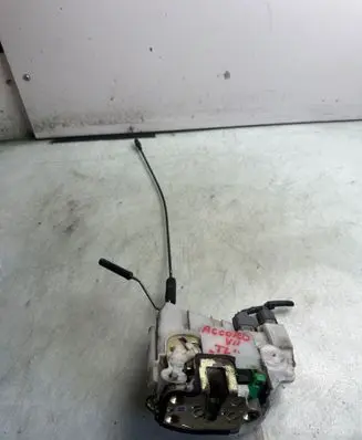 Honda Accord Rear door lock 7L89