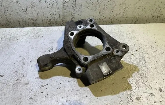 Volvo V70 Front wheel hub