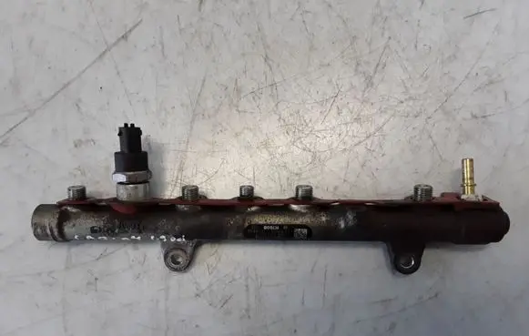 Renault Laguna II Fuel main line pipe 8200330912