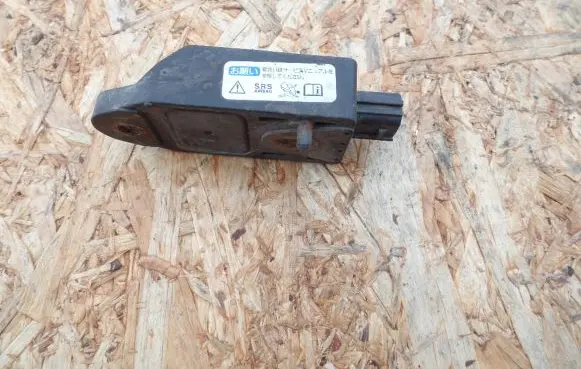 Honda FR-V Airbag deployment crash/impact sensor 77930SFEJ110M2