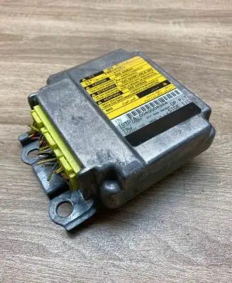Toyota Avensis T220 Airbag control unit/module 8917005060 204247103