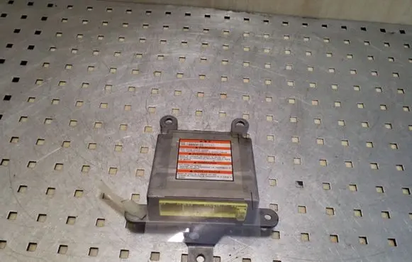Subaru Outback Airbag control unit/module 98221AG170 1523008260