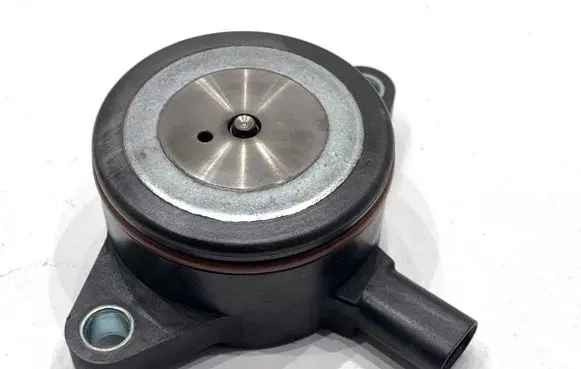 Jaguar F-Pace Camshaft position sensor G4D36M280AA