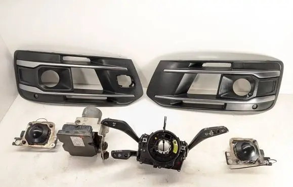 Audi Q7 4M Distronic sensor radar 4M0907379K 4M0907129G 4M0907541E