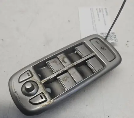 Jaguar XF X250 Electric window control switch 8X2314540AE