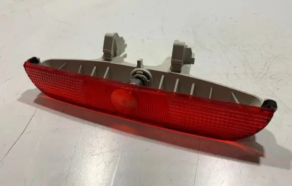 Mazda 3 I Third/center stoplight P3591