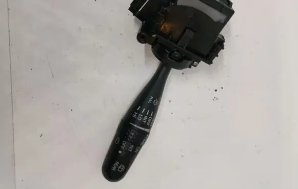 Suzuki Grand Vitara II Wiper control stalk