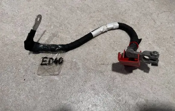 Land Rover Defender Positive cable (battery) L663-MY24-JO-ED40