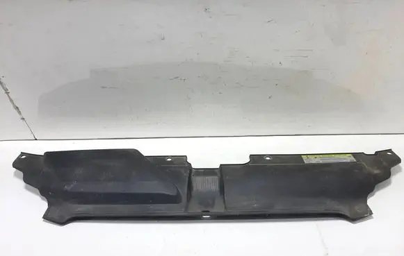 Audi A5 8T 8F Radiator trim 8T0807081B