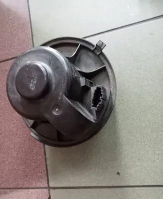 Volkswagen Sharan Heater fan/blower 7M1819021