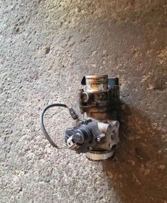 Renault Trafic II (X83) EGR valve