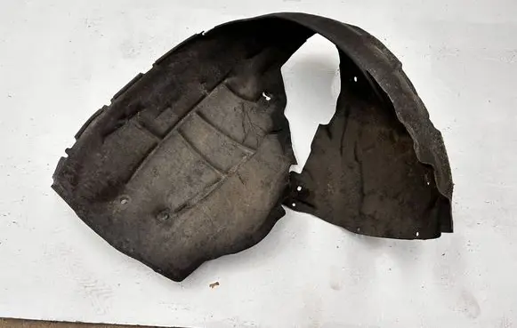 Audi A5 Front arch 8W6821172C