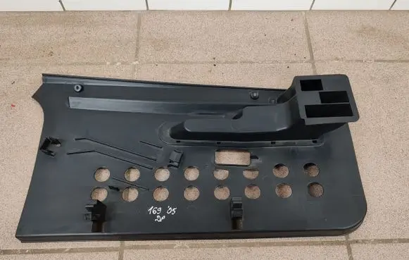 Mercedes-Benz A W169 Dashboard lower bottom trim panel A1696800139