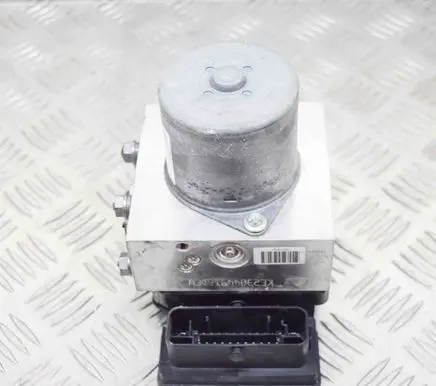 Volkswagen PASSAT B7 ABS Pump 3AA614109AP 17618980B