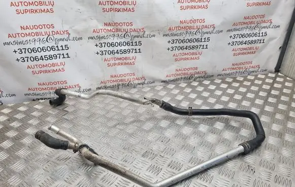 Audi Q7 4L Engine coolant pipe/hose 7L0819928C