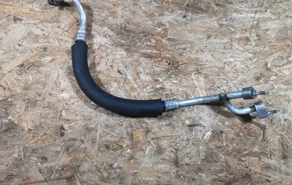 Ford Expedition Air conditioning (A/C) pipe/hose 9L1419N617FD