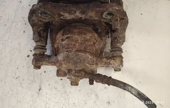 Opel Combo C Front brake caliper