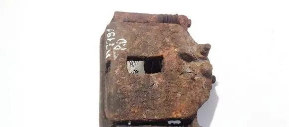 Nissan Primera Front brake caliper