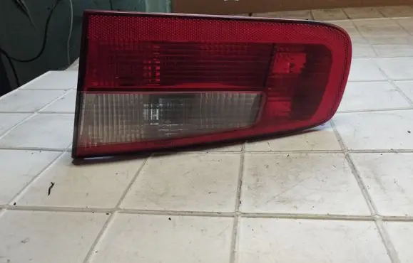 Renault Laguna I Tailgate rear/tail lights 8200002476