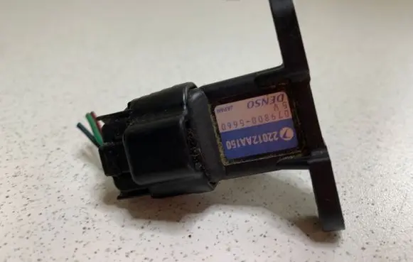 Subaru Outback Air pressure sensor 22012AA150 0798005660