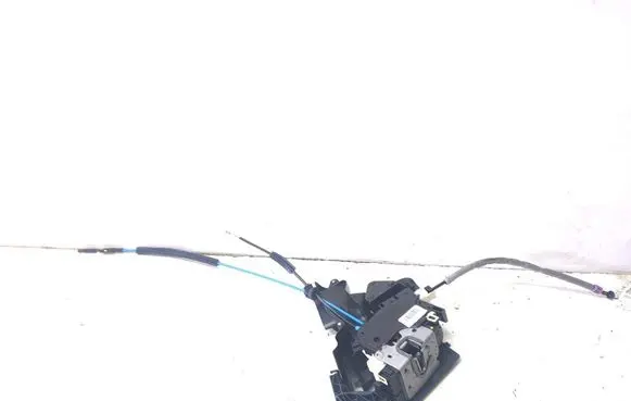 Mercedes-Benz C W204 Rear door lock A2047302335
