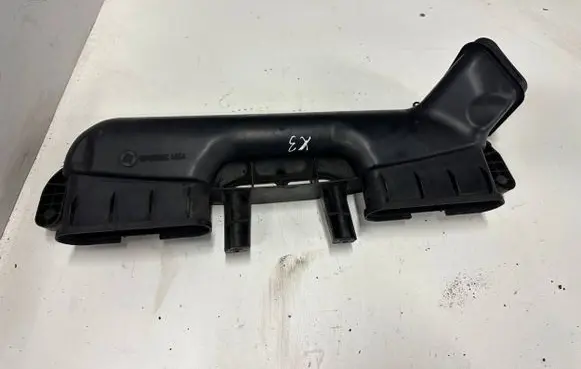 BMW X3 E83 Air intake duct part