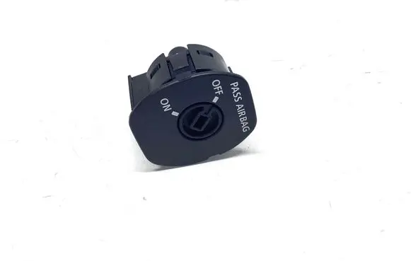 Land Rover Freelander 2 - LR2 Passenger airbag on/off switch YWL500050PVJ