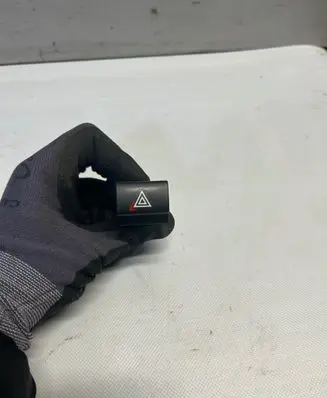 Citroen C4 II Picasso Hazard light switch 96781018ZD