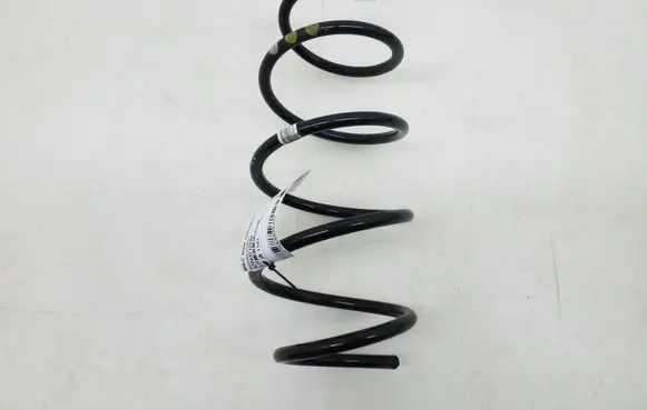 Mercedes-Benz C W204 Front coil spring A2043212204