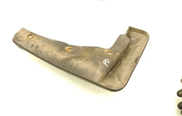 Toyota RAV 4 (XA40) Front mudguard 