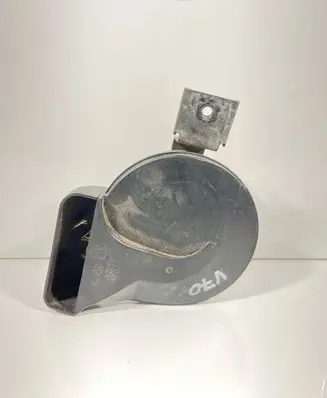 Volvo V70 Horn signal E349042