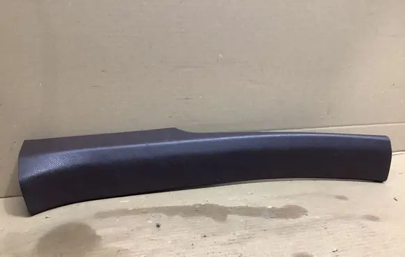 Lexus ES VII XZ10 Rear sill trim cover 6791833160