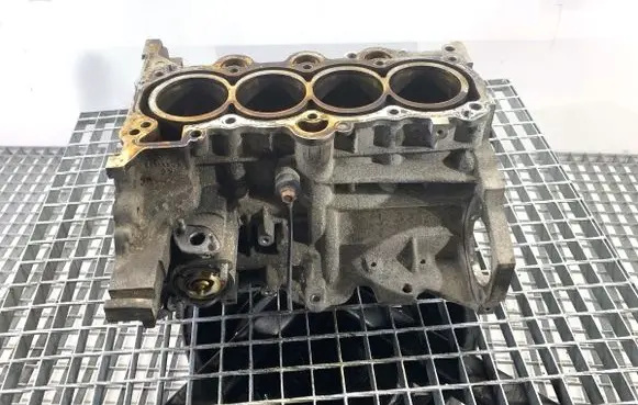 Hyundai ix35 Engine block G4FD